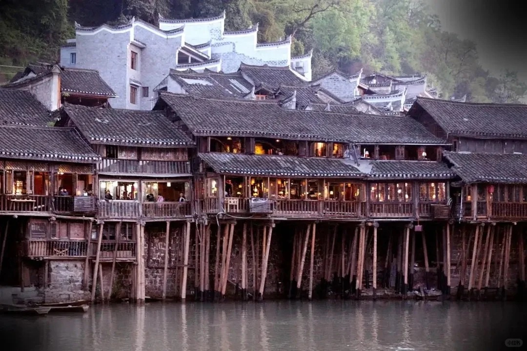 吊脚楼建筑